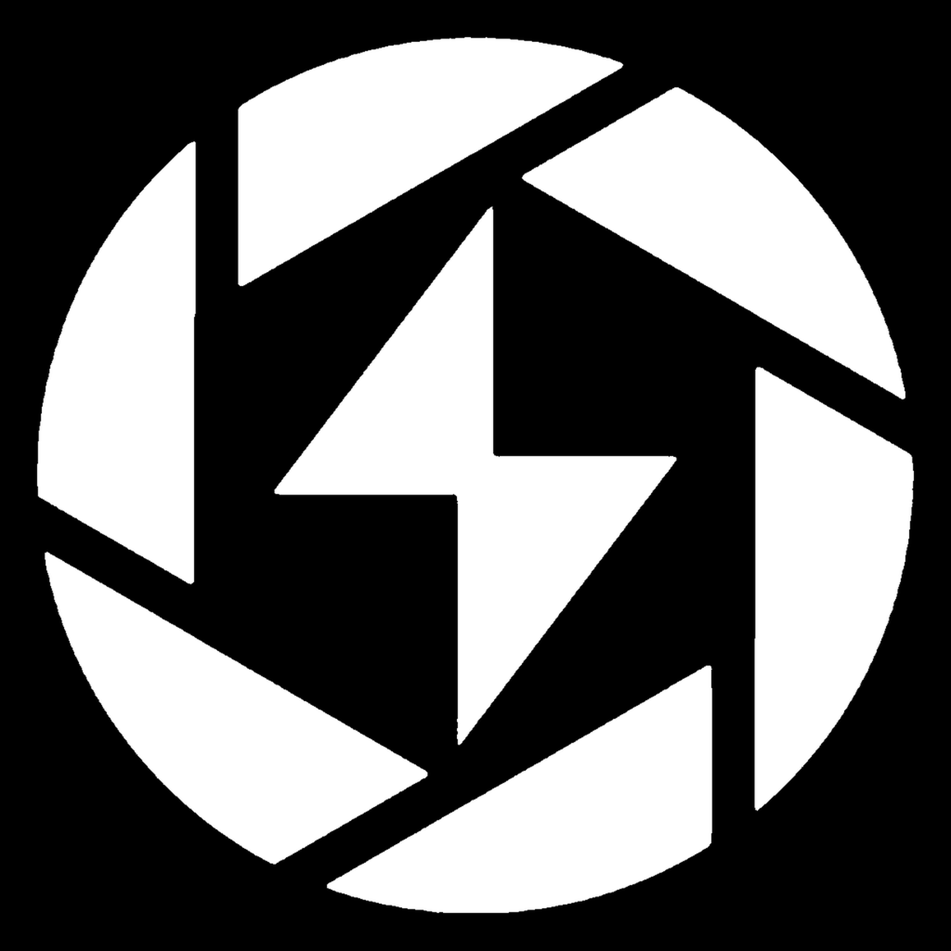 LUXELENS logo